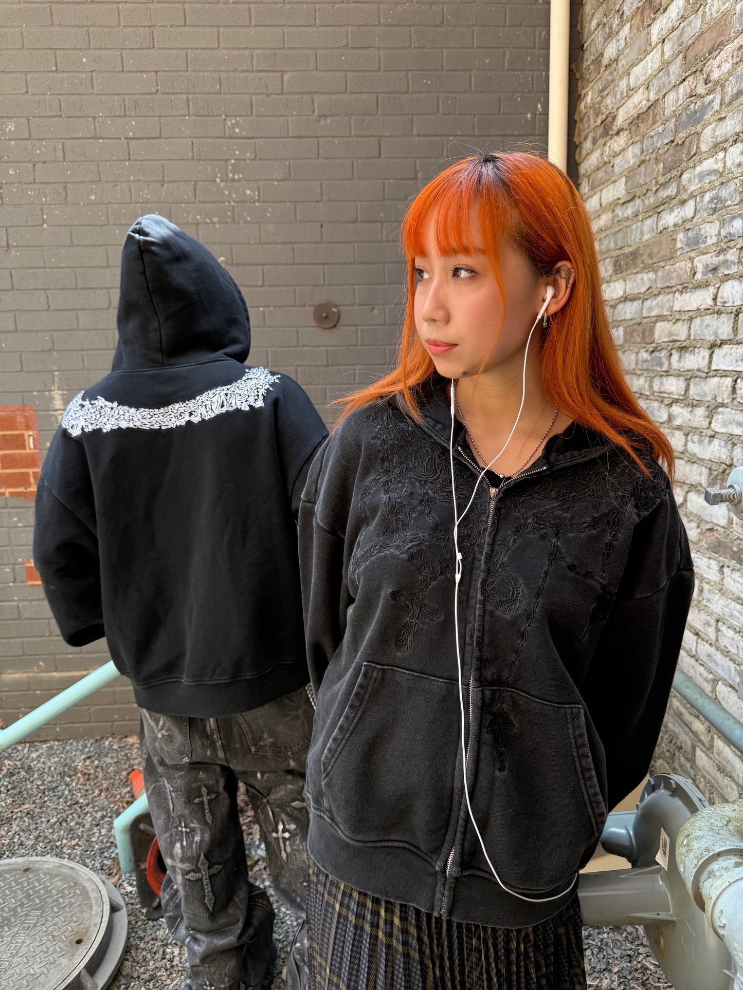 Breaking Chains Zip-Up (Black/White)