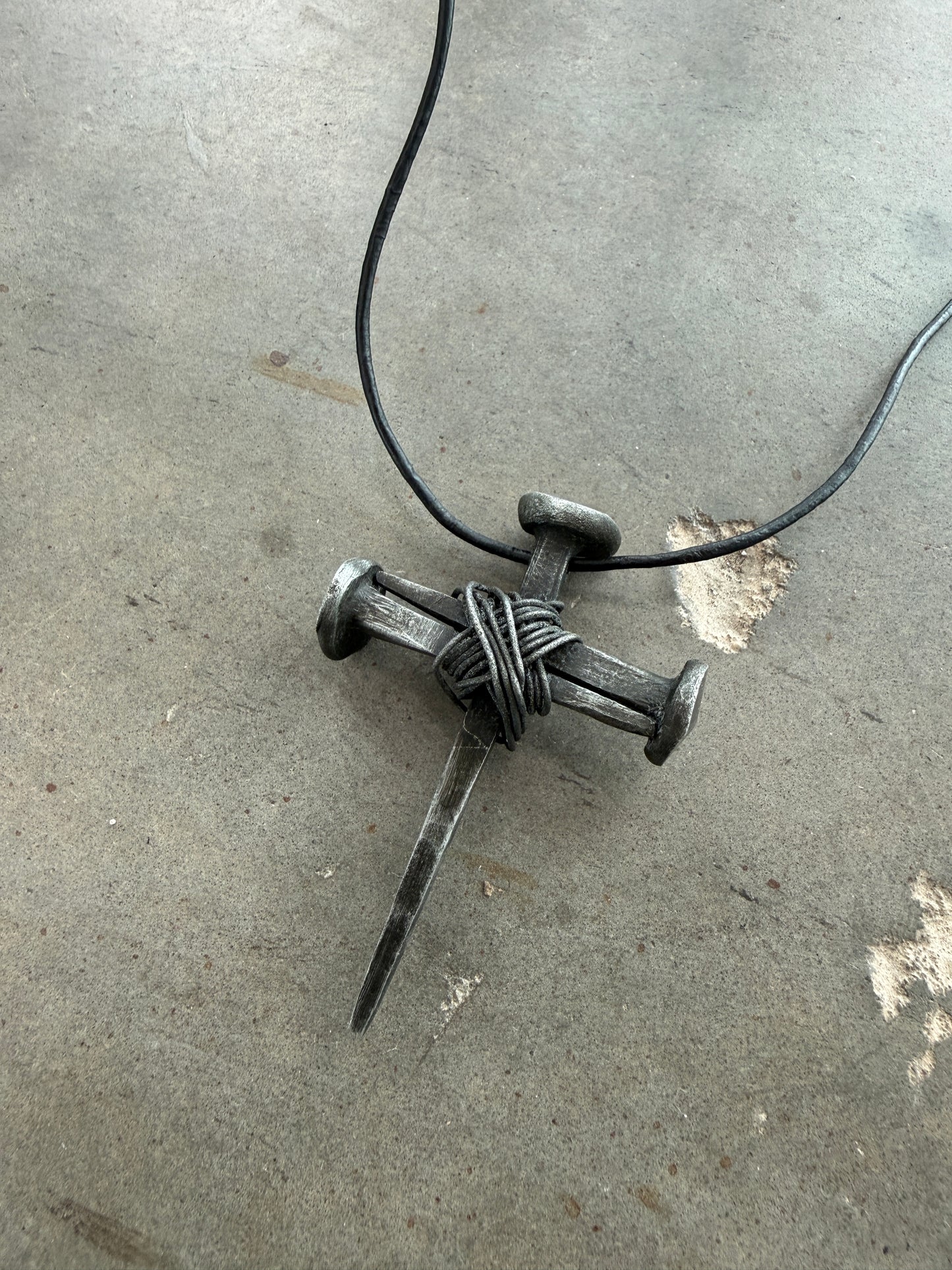 *Iron Nail Cross Necklace