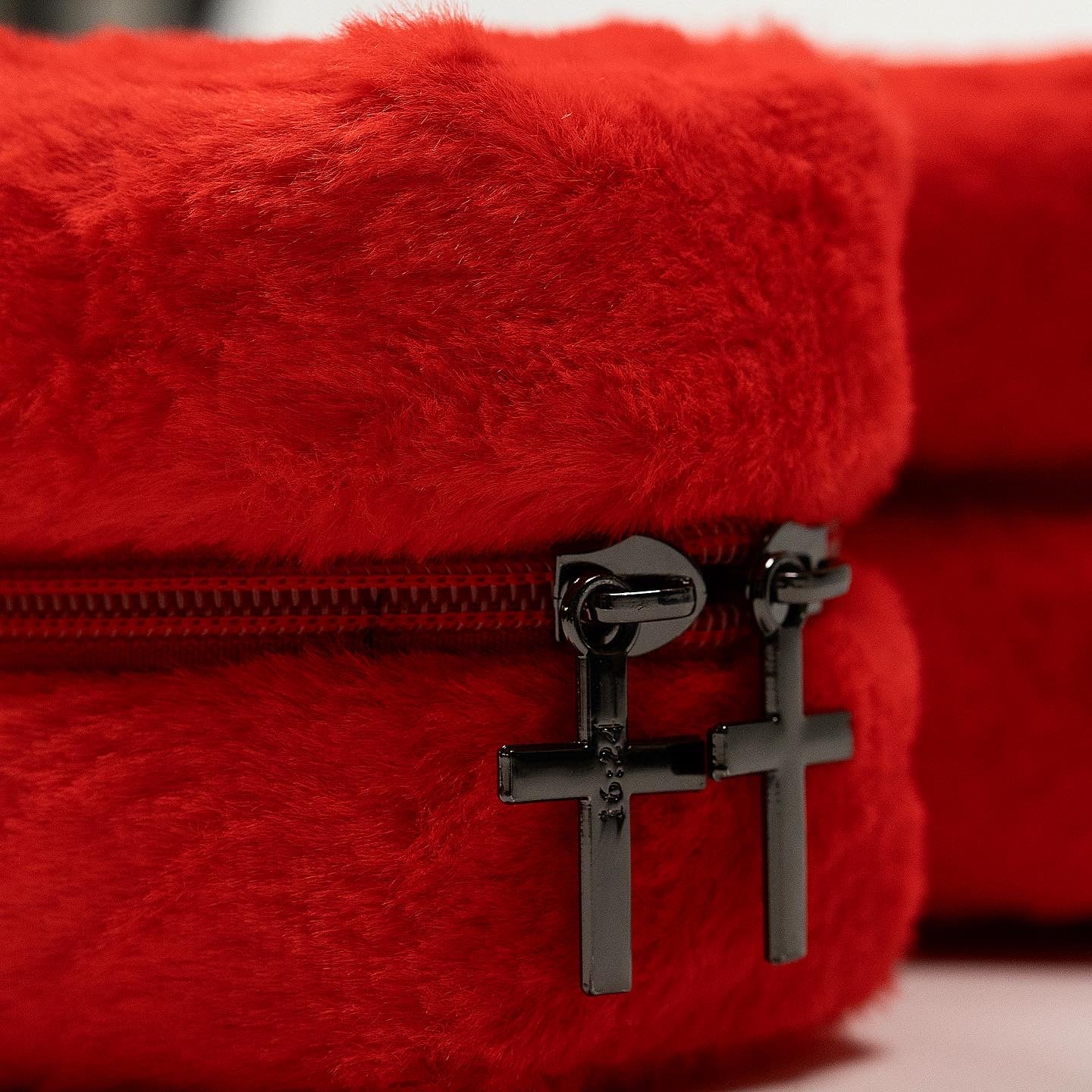 ‘Pick Up Your Cross’ Fur Bag (Red)