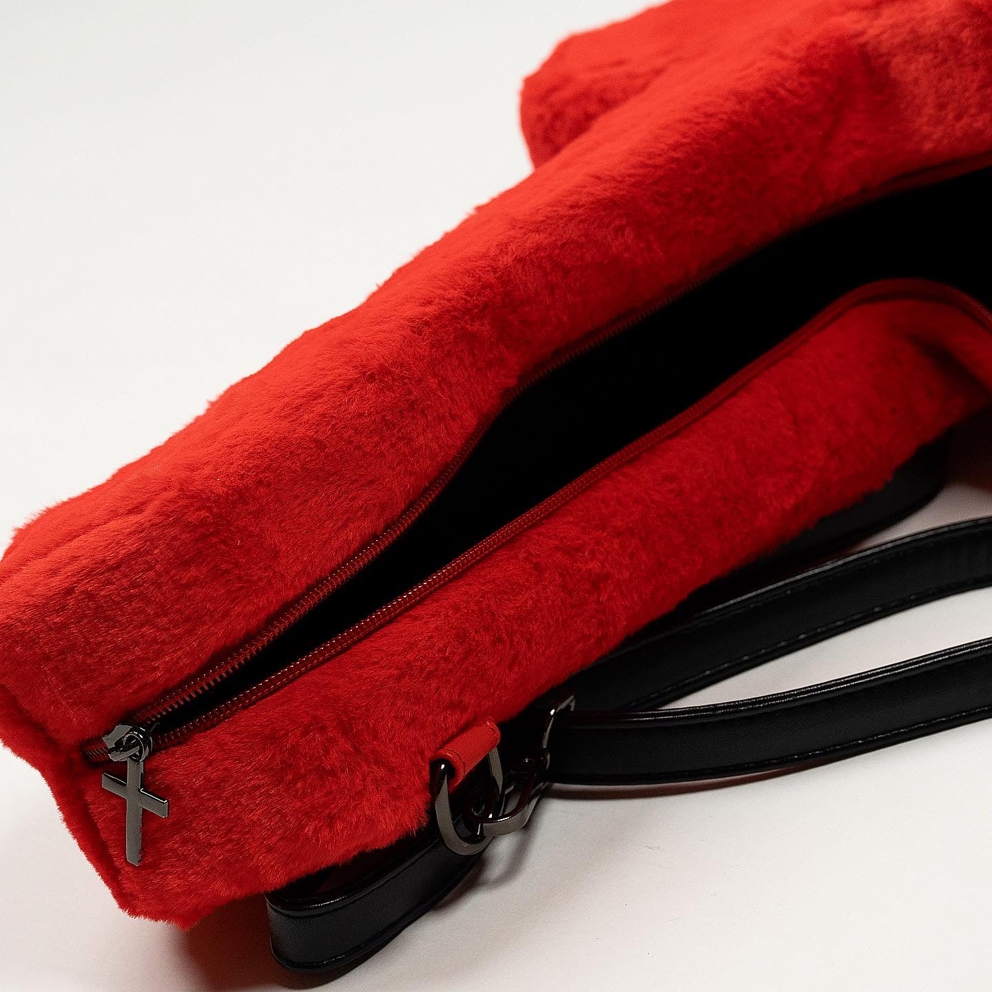 ‘Pick Up Your Cross’ Fur Bag (Red)